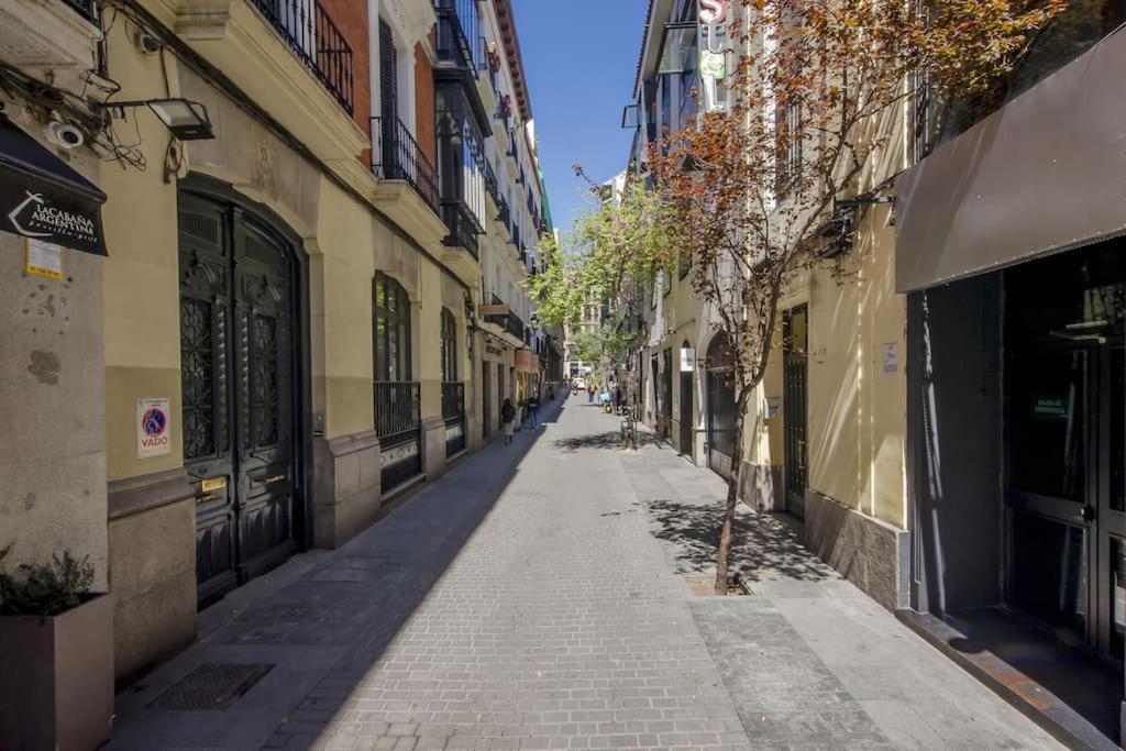 Petite E Chic Loft Para 3 En El Corazon De Madrid Eksteriør bilde