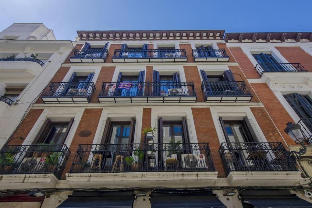 Petite E Chic Loft Para 3 En El Corazon De Madrid Eksteriør bilde